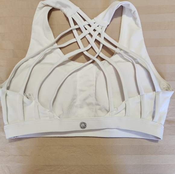 Sports bra - Picture 2 of 3